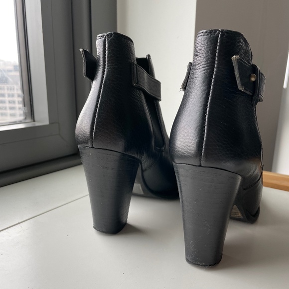 Madewell Lonnie Strap Black Stacked Heel Ankle Bootie - Picture 6 of 10